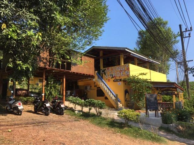 Coconut Garden Hotel Bang Bao Beach Exterior photo