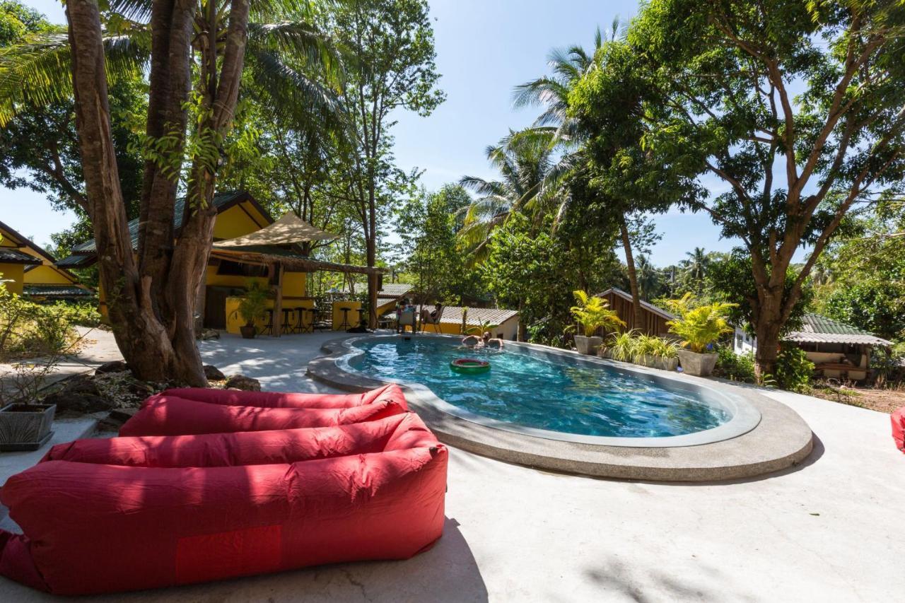 Coconut Garden Hotel Bang Bao Beach Exterior photo