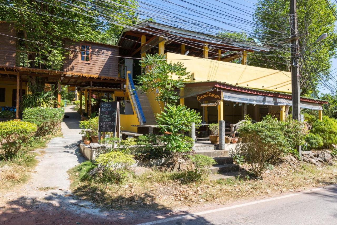 Coconut Garden Hotel Bang Bao Beach Exterior photo